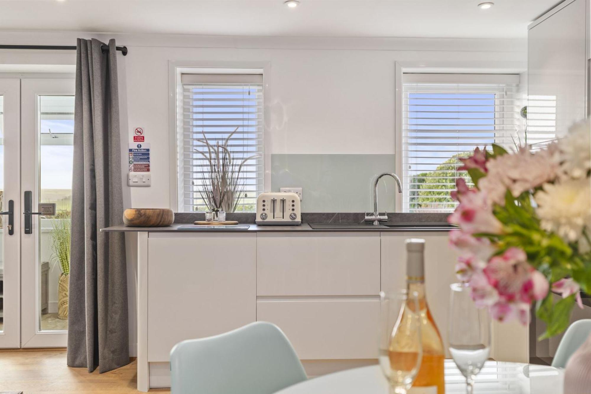 The Hidden Valley - A Stylish Rural Retreat, Perfect For Families St Clears Exteriér fotografie